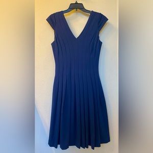 White House Black Market dress, size 4, dark blue, never worn.
